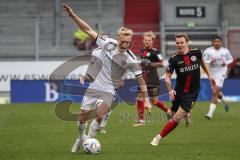 3. Liga; SV Wehen Wiesbaden - FC Ingolstadt 04; Tobias Bech (11, FCI) Taffertshofer Emanuel (5 SVW)