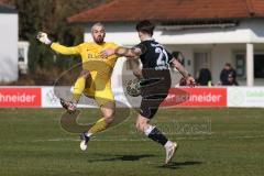 Landesliga - Saison 2025/26 - SV Manching - TSV Schwabmünchen - Torwart Thomas Obermeier (Nr.1 - SV Manching) - Gumpinger Richard schwarz Schwabmünchen - Foto: Meyer Jürgen