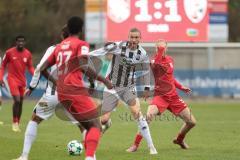 3. Liga; TSV Havelse - FC Ingolstadt 04; Vinko Šapina (41, FCI) Zweikampf Kampf um den Ball Nduka Donald (27 TSV) Paldino Lorenzo (9 TSV)