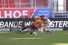 3. Liga; FC Ingolstadt 04 - FC Viktoria Köln; Donald Nduka (27, FCI) Zweikampf Kampf um den Ball