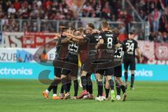 3. Liga; FC Ingolstadt 04 - SSV Jahn Regensburg; Tor Jubel Treffer 2:1 Benjamin Kanuric (8, FCI) Yannick Deichmann (20, FCI) Moritz Seiffert (23, FCI) Tobias Schröck (21, FCI) Mladen Cvjetinovic (19, FCI) Simon Lorenz (32, FCI)