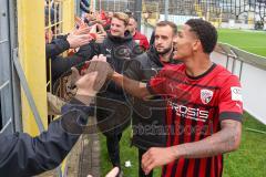 3.Liga - Saison 2022/2023 - TSV 1860 München - FC Ingolstadt 04 -  Das Spiel ist aus - Jubel  - Die Mannschaft bedankt sich bei den Fans -Tanzen - Justin Butler (Nr.31 - FCI) - David Kopacz (Nr.29 - FCI) - Foto: Meyer Jürgen