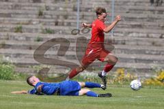 Bayernliga Nord - Saison 2023/2024 - FC Ingolstadt 04 - Würzburger FV 04 - Moritz Wiezorrek (Nr.15 - FCI U21) - Michel Dennie blau Würzburg - Foto: Meyer Jürgen