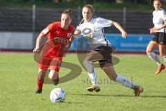 2. Fußball-Liga - Frauen - Saison 2022/2023 - FC Ingolstadt 04 - FSV Gütersloh - Haim Vanessa (Nr.13 - FC Ingolstadt 04 ) - Deppe Emilia weiss Gütersloh - Foto: Meyer Jürgen