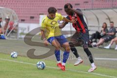 Bayernliga Nord - Saison 2024/25 - Freundschaftsspiel - FC Ingolstadt 04 II - FC Pipinsried - Jason Osei Tutu (Nr.11 - FCI U21) - Krist Benjamin gelb Pipinsried  - Foto: Meyer Jürgen
