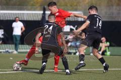 Bayernliga Süd - Saison 2022/2023 - FC Ingolstadt 04 -  TSV 1882 Landsberg - Gashi Egson (Nr.9 - Fc Ingolstadt 04 II) - Holdenrieder Maximilian rechts Landsberg - Benede Aquayo #24 Landsberg - Foto: Meyer Jürgen