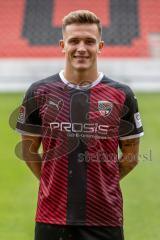 Dennis Eckert Ayensa (7, FCI) ; FC Ingolstadt 04; 2.BL, Porträttermin 2021/2022