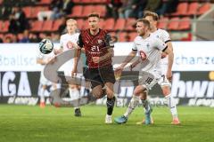 3. Liga; FC Ingolstadt 04 - SV Waldhof Mannheim; Julian Kügel (31, FCI) Jans Laurent (18 SVWM) Bahn Bentley Baxter (7 SVWM)