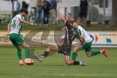 Landesliga - Saison 2025/26 - SV Manching - FC Memmingen II - Kouki Rayen #18 Manching - Henkel Moritz schwarz Memmingen  - Luca Oehler (Nr.3 - SV Manching) rechts - Foto: Meyer Jürgen