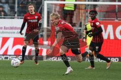 3. Liga; FC Ingolstadt 04 - TSV 1860 München; Tobias Bech (11, FCI) Hans Nunoo Sarpei (18 FCI) Tobias Schröck (21, FCI)