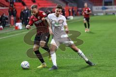 3. Liga; FC Ingolstadt 04 - Hallescher FC; Patrick Schmidt (9, FCI) Zweikampf Kampf um den Ball Bolyki Andor (29 Halle)