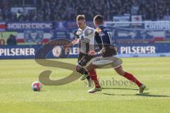 2.BL; Holstein Kiel - FC Ingolstadt 04 - Christian Gebauer (22, FCI) Reese Fabian (11 Kiel)