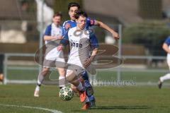 Kreisklasse - Saison 2025/26- TSV Etting - FC Arnsberg - Jonas Knon weiss Etting - Marco Maier blau Arnsberg  - Foto: Meyer Jürgen