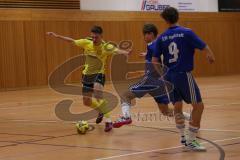 Hallenturnier Gaimersheim - Saison 2025/26 - DJK Ingolstadt - FC Hitzhofen - Tobias Dietze gelb Hitzhofen - Valentin Sutner blau DJK - Foto: Meyer Jürgen
