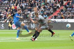 2.BL; FC St. Pauli - FC Ingolstadt 04, Schuß Patrick Schmidt (32, FCI) Ziereis Philipp (4 Pauli)