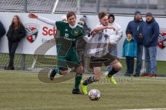 Audi Schanzer Amateur Cup 2022 -  Halbfinale 1 - SV Denkendorf - TSV Hohenwart - Leon Sedlmair weiss Hohenwart - Fabian Hunsdorfer links grün Denkendorf - Foto: Jürgen Meyer