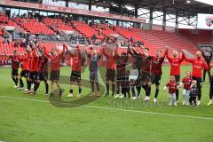 3.Liga - Saison 2022/2023 - FC Ingolstadt 04 -  - SV Waldhof-Mannheim - Die Mannschaft bedankt sich bei den Fans - Jubel - Foto: Meyer Jürgen