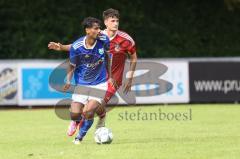 Kreisklasse - Saison 2023/2024 - TSV Ingolstadt Nord - TSV Kösching- Jean Toribio blau Ing Nord - Johannes Altmann rot Kösching - Foto: Meyer Jürgen
