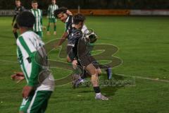Landesliga - Saison 2025/26 - SV Manching - FC Ehekirchen - Emanuel Gstettner (Nr.19 - SV Manching) - Jakob Schmid schwarz Rhekirchen - Foto: Meyer Jürgen