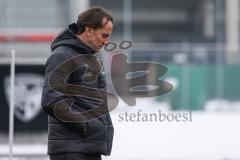 2.BL; FC Ingolstadt 04 - Training, neuer Cheftrainer Rüdiger Rehm, Pressekonferenz, Cheftrainer Rüdiger Rehm (FCI) leitet erstes Training, nachdenklich