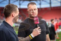 3. Liga; FC Ingolstadt 04 - 
Arminia Bielefeld; vor dem Spiel Magenta Interview Experte Steven Ruprecht