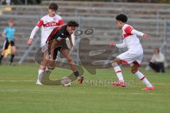 A-Junioren Bundesliga -  Saison 2026/27 - FC Ingolstadt 04 - VFB Stuttgart - Kaydin Malik rot FCI - Karangelis Konstantinos weiss Stuttgart -  Foto: Meyer Jürgen