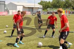 Bayernliga Süd - Saison 2022/2023 - FC Ingolstadt 04 II -  Trainingsauftakt - Käs Alexander Trainer FCI gibt Anweisungen - Foto: Meyer Jürgen