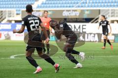 3. Liga; SC Verl - FC Ingolstadt 04; Moussa Doumbouya (27, FCI) Tor Jubel Treffer 0:1 Marcel Costly (22, FCI)