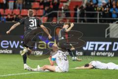 3. Liga; FC Ingolstadt 04 - SV Waldhof Mannheim; Tor Jubel Treffer Ausgleich in letzter Minute der Nachspielzeit Sebastian Grönning (11, FCI), Julian Kügel (31, FCI) läuft hinter her, Seegert Marcel (5 SVWM) am Boden