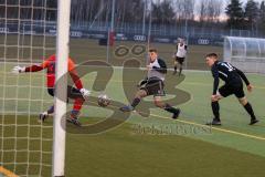 Audi Schanzer Amateur Cup 2022 -  Halbfinale 2 - DJK Ingolstadt - TSV Walpertskirchen - Thomas Pfanzelt Torwart Walpertskirchen - Fabian Kuppe #2 weiss DJK Ingolstadt - Foto: Jürgen Meyer