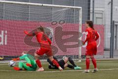 2. Frauen-Bundesliga - Saison 2021/2022 - FC Ingolstadt 04 - FC Bayern München II - Guha Valerie Torwart München - Maier Ramona (#18 FCI) - Foto: Meyer Jürgen