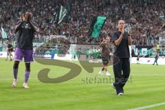 3. Liga - Saison 2026/27 - SC Preussen Münster - FC Ingolstadt 04 -  die Spieler bedanken sich bei den Fans -  - Cheftrainerin Sabrina Wittmann (FCI) - Foto: Meyer Jürgen