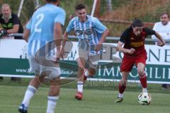 Kreisliga - Saison 2025/26- SV Kasing - FC Sandersdorf - Emre Erbas rot Kasing - Nico Hilger blau Sandersdorf - Foto: Meyer Jürgen