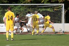 2023_10_22 - Kreisklasse - Saison 2023/24 - TSV Ingolstadt Nord - FC Gelbelsee - Der 1:2 Anschlusstreffer durch  Mathias Regler #5 gelbelsee - Yasin Baysal Torwart Ing Nord - jubel - Foto: Meyer Jürgen