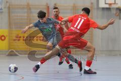 Lotto - Hallen - Bayerncup - Oberbayern -  Saison 2022/2023  - FC Fatih Ing - TSV Murnau - 2:1 - Julian Popp grau Murnau - Akif Abasikeles rot Fatih - Foto: Meyer Jürgen