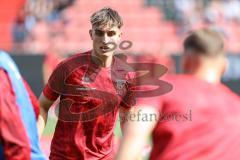 3. Liga; FC Ingolstadt 04 - 1. FC Schweinfurt 05; Elias Decker (4, FCI) vor dem Spiel