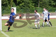 Kreisliga - Saison 2022/2023 - DJK Ingolstadt - SV Sandersdorf - Der 1:2 Führungstreffer durch Michael Detling blau Sandersdorf - jubel - Max Auernhammer weiss DJK Ing - Foto: Meyer Jürgen