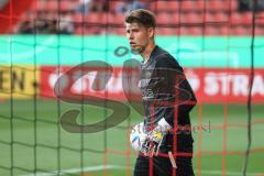 DFB Pokal; FC Ingolstadt 04 - SV Darmstadt 98; vor dem Spiel Torwart Markus Ponath (40, FCI)