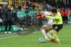 DFB Pokal; Borussia Dortmund - FC Ingolstadt 04; Filip Bilbija (35, FCI) Hummels Mats (15 BVB)