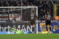 3. Liga; TSV 1860 München - FC Ingolstadt 04; Torwart Marius Funk (1, FCI) sicher Marcel Costly (22, FCI) Simon Lorenz (32, FCI) Mladen Cvjetinovic (19, FCI)