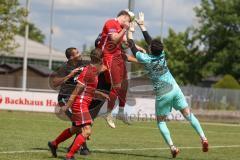 Bezirksliga - Saison 2024/25- TSV Gaimersheim - FC Fatih Ingolstadt - Nico von Swiontek Brzezinski (Nr.17 - TSV Gaimersheim) - Dardan Berisha rot FAtih - Ömer Ilgen Torwart Fatih - XXXXX - Foto: Meyer Jürgen