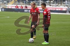 3.Liga - Saison 2022/2023 - SV 07 Elversberg - FC Ingolstadt 04 - Tobias Bech (Nr.11 - FCI) - Marcel Costly (Nr.22 - FCI) beim Freistoß - Foto: Meyer Jürgen