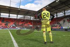 2.BL; FC Ingolstadt 04 - FC Hansa Rostock; Spiel ist aus, 0:0 unentschieden, das Team verabschiedet sich im letzten Heimspiel von den Fans, letztes Speil für Torwart Fabijan Buntic (24, FCI)