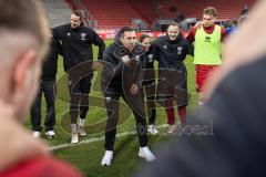 3. Liga; FC Ingolstadt 04 - TSG Hoffenheim II; Spiel ist aus, Sieg Jubel Freude Cheftrainerin Sabrina Wittmann (FCI) Mannschaft im Kreis Co-Trainer Patrick Schönfeld (FCI) Mattis Hoppe (2, FCI) #Torwart-Trainer Arvid Schenk  (FCI) Jasper Maljojoki (23, FC