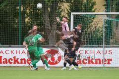Bezirksliga - Saison 2025/26 - FC Gerolfing - TSV Gaimersheim - Torwart Sebastian Hirschbeck (Nr.1 - TSV Gaimersheim) - Bastian  Heigl (Nr.2 - FC Gerolfing) - Den Lovric (Nr.20 - FC Gerolfing) - Foto: Meyer Jürgen