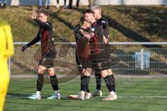 3. Liga; Testspiel; SpVgg Greuther Fürth - FC Ingolstadt 04 - Tor Jubel Treffer 0:1, Ryan Malone (16, FCI) mit Simon Lorenz (32, FCI) Moritz Seiffert (23, FCI) Benjamin Kanuric (8, FCI)