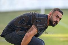 Freundschaftsspiel - Saison 2023/2024 - SV Manching - AL Jazira - Cheftrainer Serkan Demir (SV Manching) - Foto: Meyer Jürgen