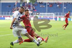 3. Liga; MSV Duisburg - FC Ingolstadt 04; Zweikampf Kampf um den Ball Lukas Fröde (34, FCI) Bulic Rasim (6 MSV)