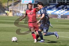 3. Liga - Saison 2025/26 - TSG Hoffenheim II - FC Ingolstadt 04  - Carlsen Frederic Bennedsgaard (Nr.8 - FCI) - Denis Zeitler (Nr.38 - TSG Hoffenheim II) - Foto: Meyer Jürgen