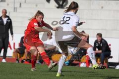 2. Fußball-Liga - Frauen - Saison 2022/2023 - FC Ingolstadt 04 - FSV Gütersloh - Ebert Lisa (Nr.10 - FC Ingolstadt 04 ) - Höfker Anna weiss Gütersloh - Foto: Meyer Jürgen